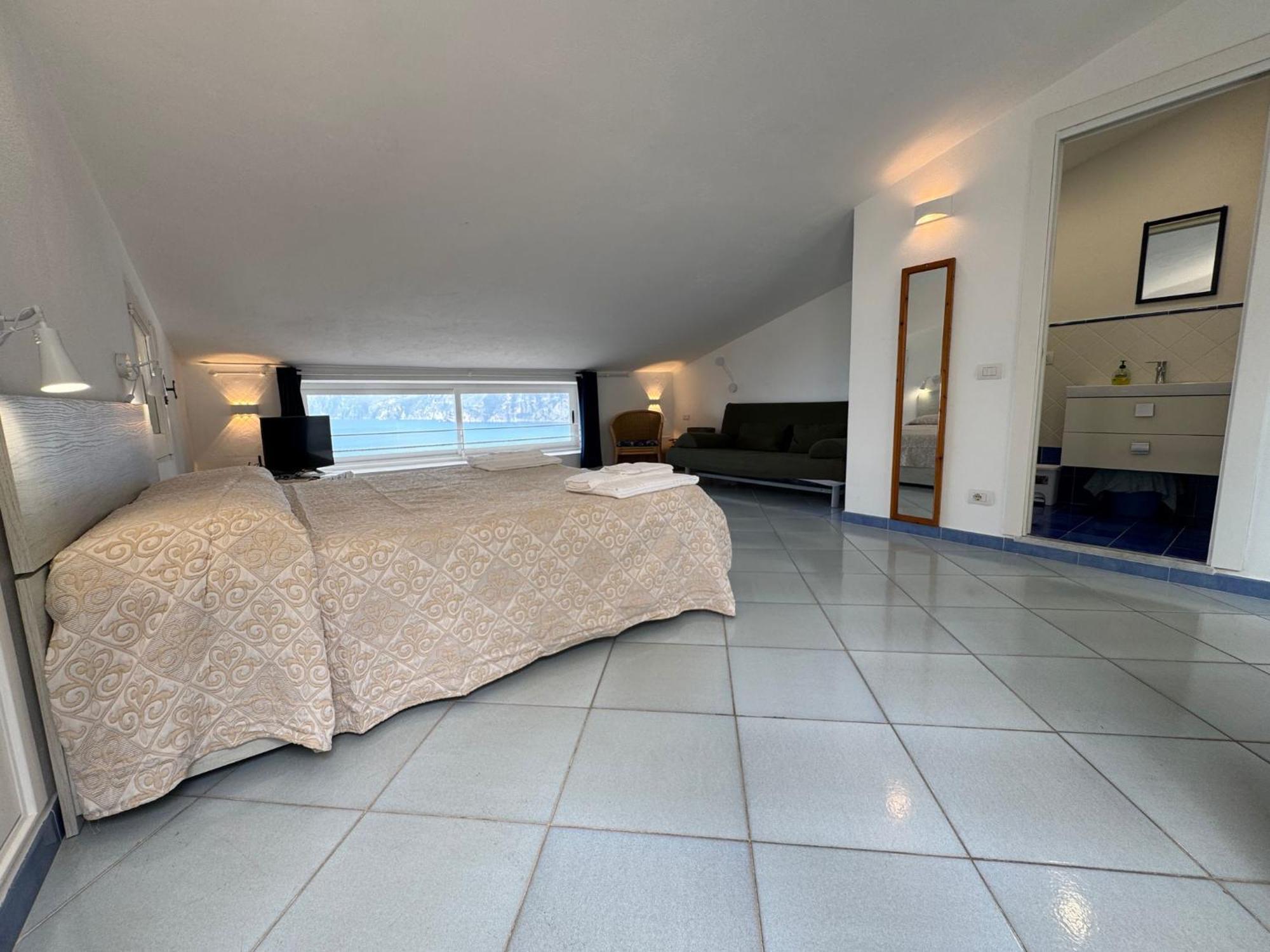 Apartament La Mansarda Praiano Zewnętrze zdjęcie